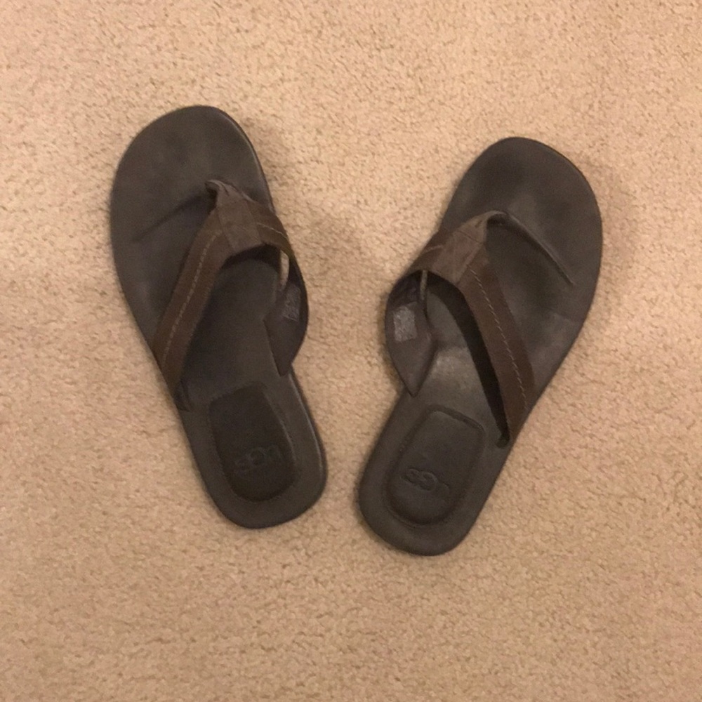 Gray leather sandals